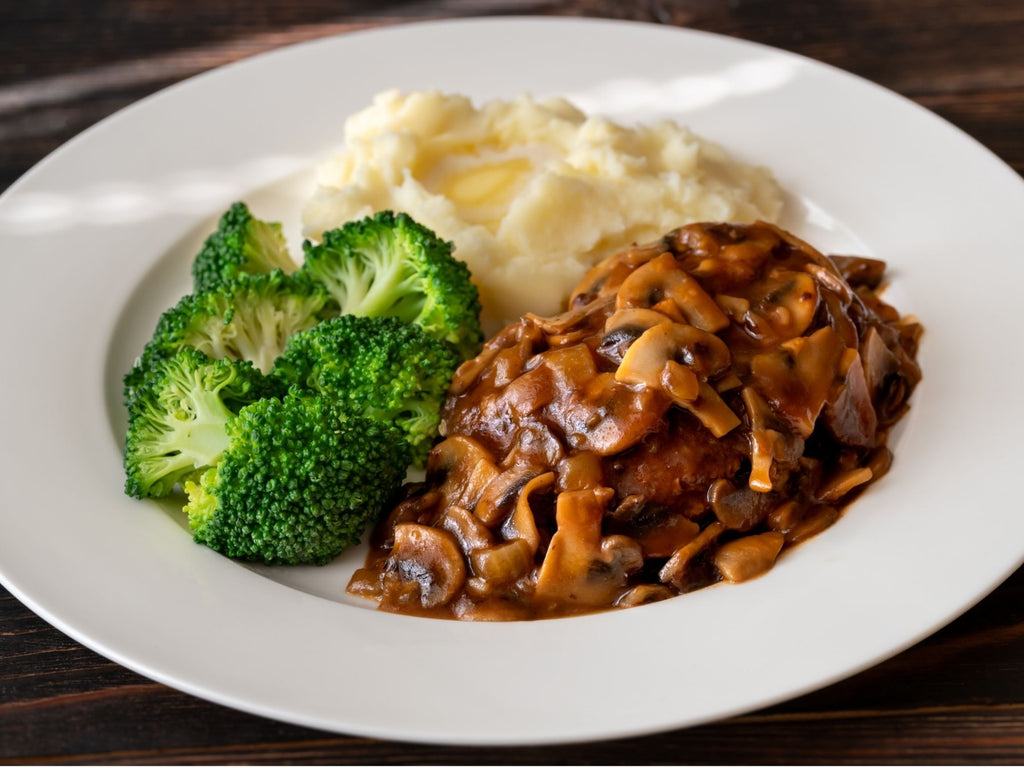 Recipe: Quick & Easy Salisbury Steak With Ground Elk