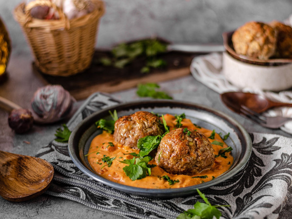 Recipe: Thai Wild Boar Meatballs With Coconut Curry Sauce