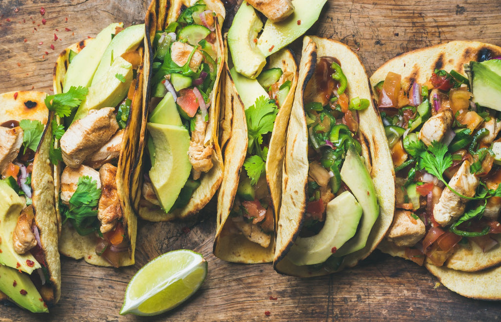 Recipe: Juicy Chicken Tacos For Your Next Weeknight Dinner