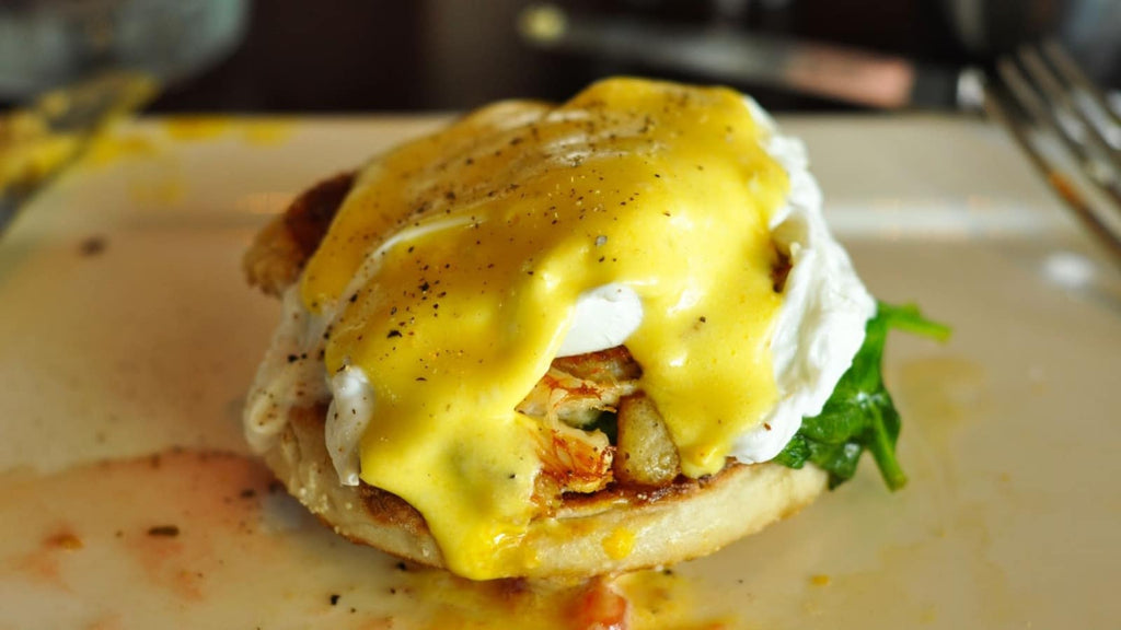 Alaskan Dungeness Crab Cakes Benedict With Easy Hollandaise